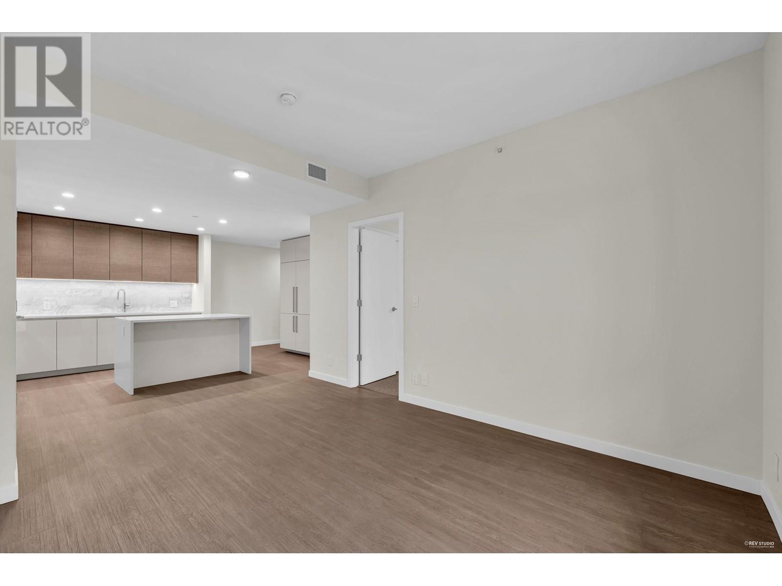 Listing Picture 10 of 29 : 1606 4168 LOUGHEED HIGHWAY, Burnaby / 本拿比 - 魯藝地產 Yvonne Lu Group - MLS Medallion Club Member