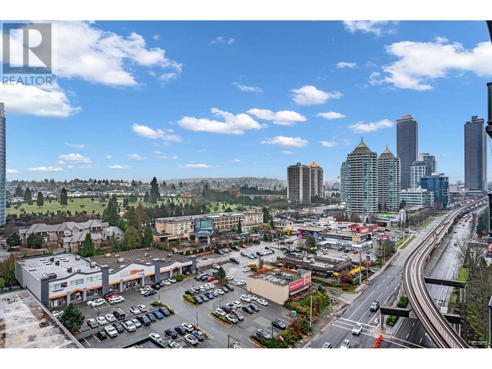 Listing Picture 24 of 29 : 1606 4168 LOUGHEED HIGHWAY, Burnaby / 本拿比 - 魯藝地產 Yvonne Lu Group - MLS Medallion Club Member