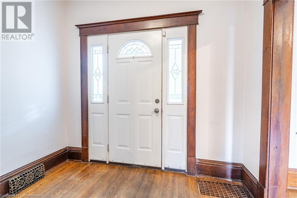 26 Ontario Avenue, Hamilton, Ontario  L8N 2X2 - Photo 5 - 40683133