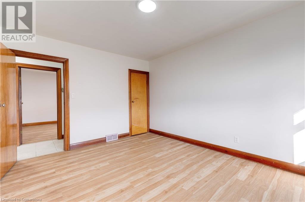 662 Harriet Street, Welland, Ontario  L3B 2J3 - Photo 16 - 40680745