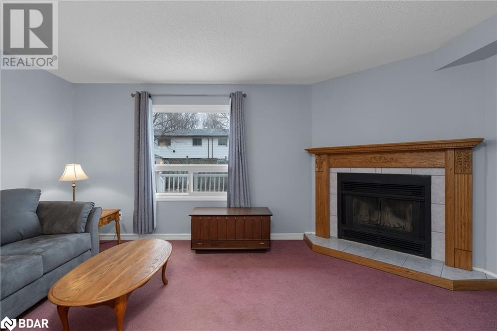 133 Cardinal Street, Barrie, Ontario  L4M 6G2 - Photo 3 - 40682615