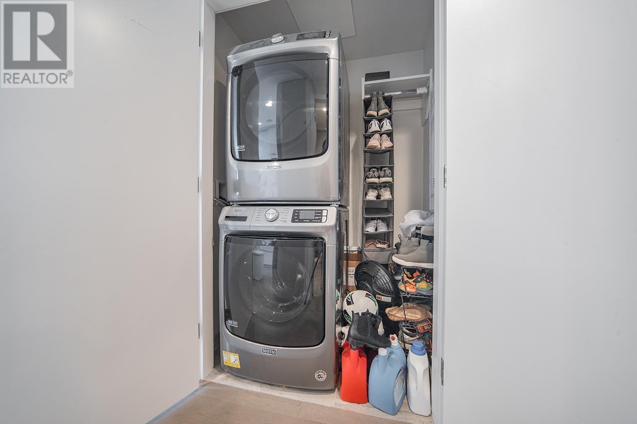 Listing Picture 16 of 17 : 1204 7433 CAMBIE STREET, Vancouver / 溫哥華 - 魯藝地產 Yvonne Lu Group - MLS Medallion Club Member