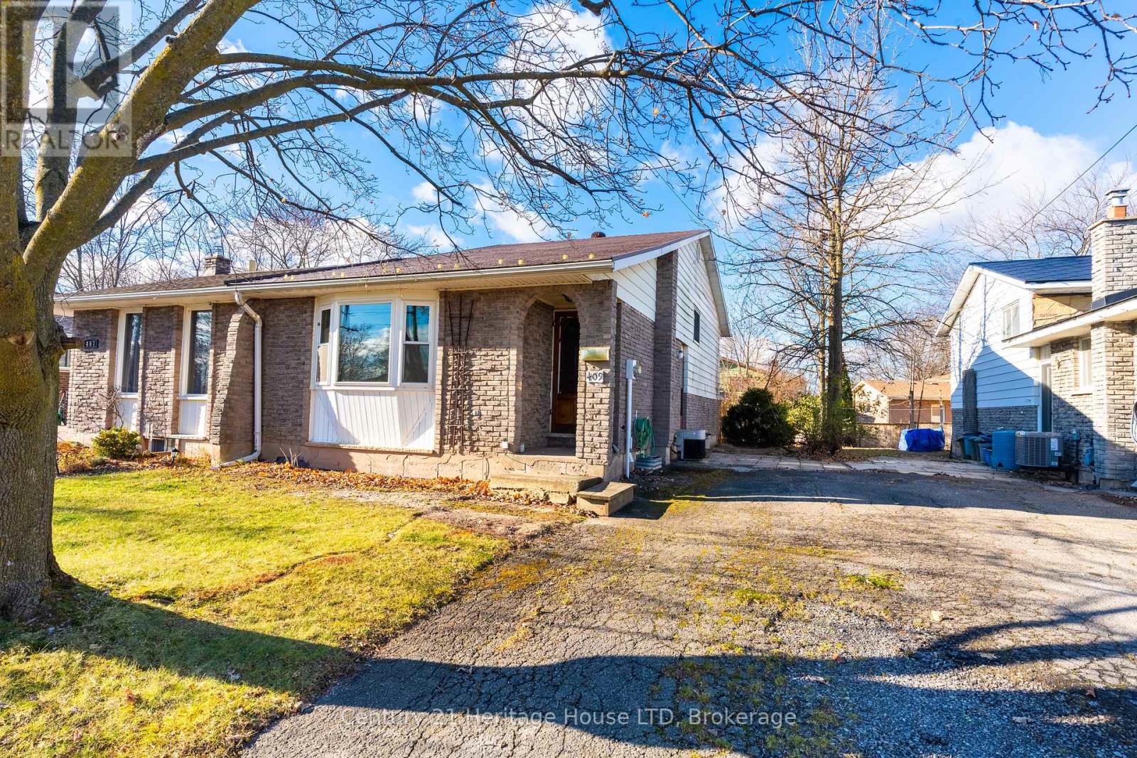 409 First Avenue, Welland, Ontario  L3C 5R3 - Photo 1 - X11825241