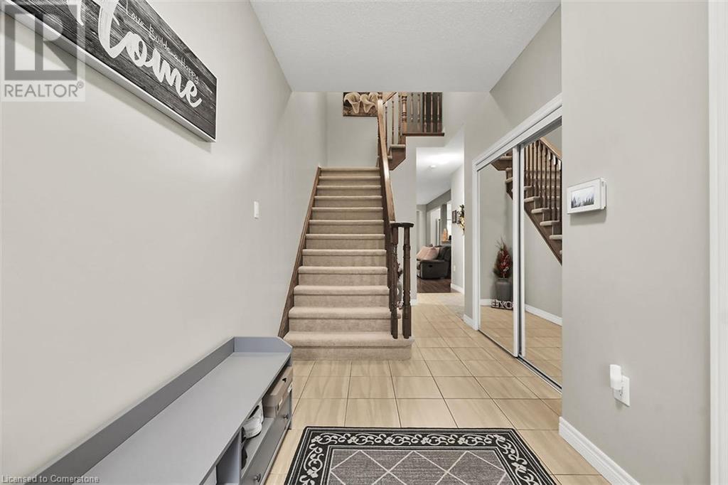 35 Willowbanks Terrace, Hamilton, Ontario  L8E 0C3 - Photo 10 - 40683171