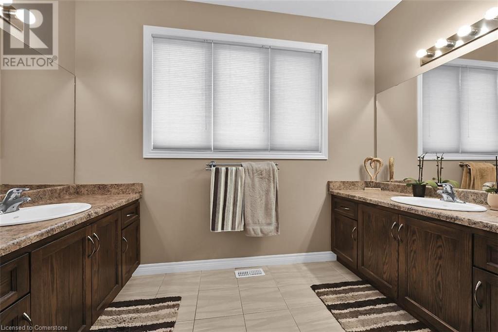 35 Willowbanks Terrace, Hamilton, Ontario  L8E 0C3 - Photo 15 - 40683171