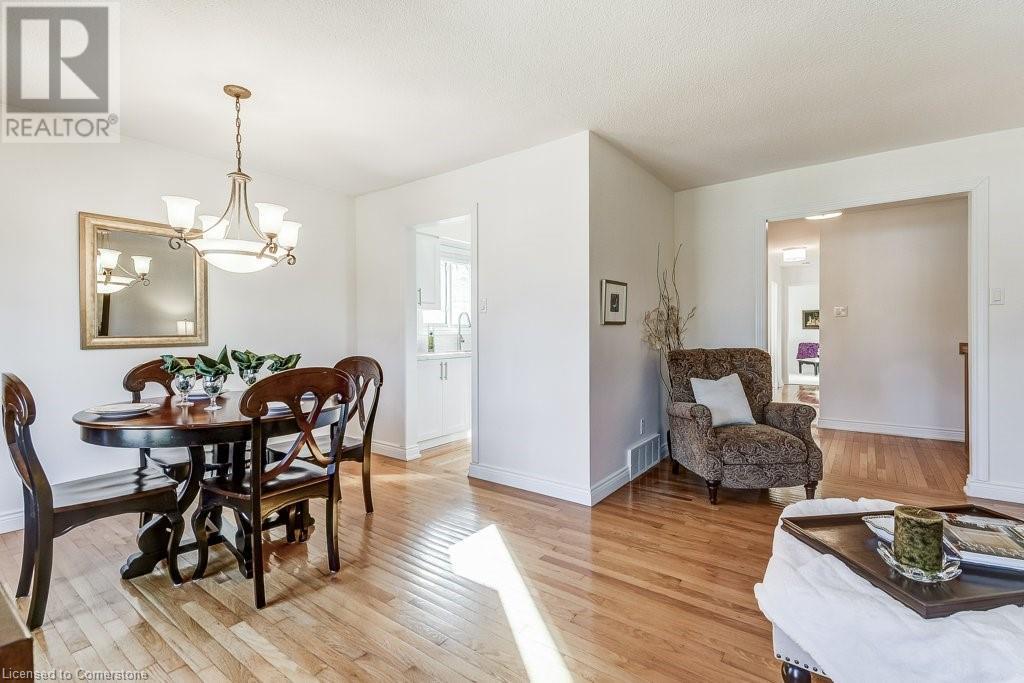 5014 Brady Avenue, Burlington, Ontario  L7L 3X6 - Photo 11 - 40680140