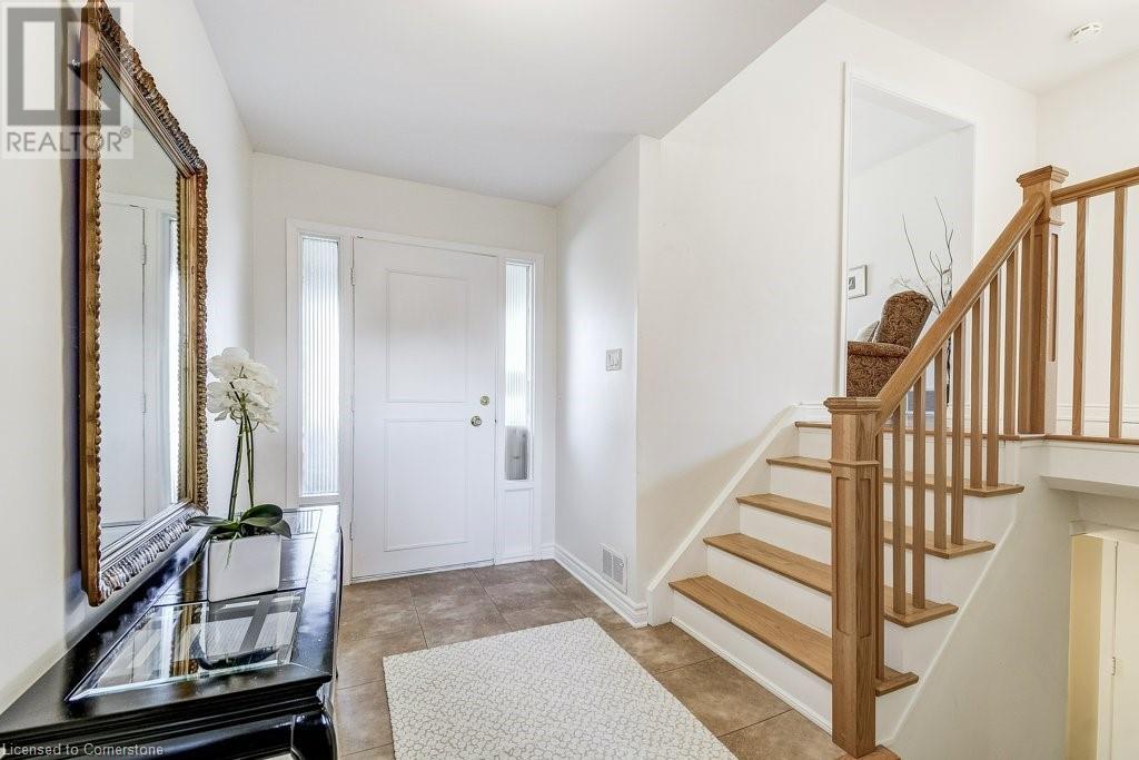 5014 Brady Avenue, Burlington, Ontario  L7L 3X6 - Photo 6 - 40680140