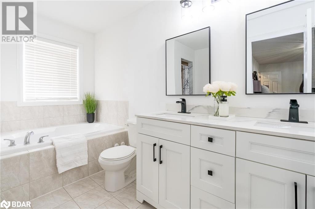 1386 Dallman Street, Innisfil, Ontario  L0L 1W0 - Photo 10 - 40682876