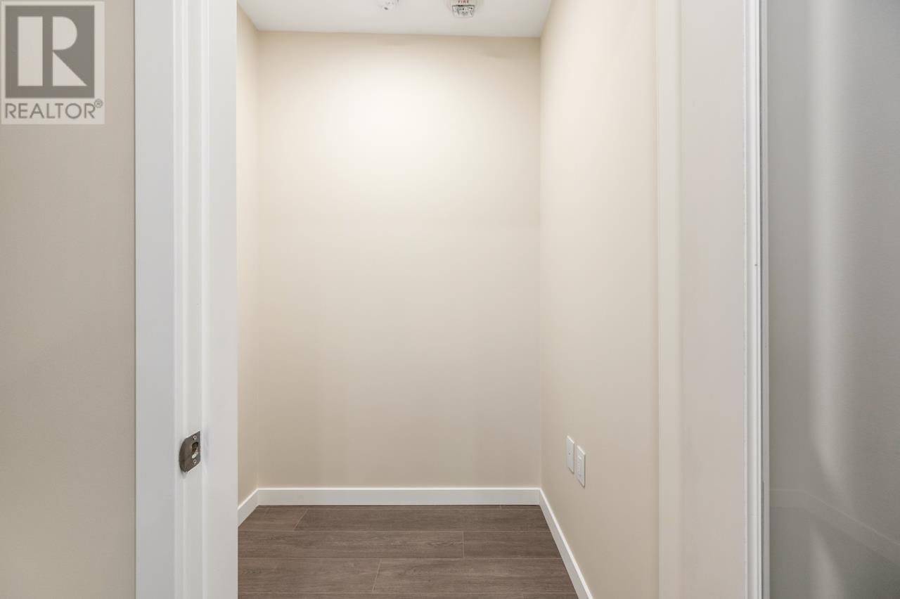 Listing Picture 16 of 32 : 1011 2186 GILMORE AVENUE, Burnaby / 本拿比 - 魯藝地產 Yvonne Lu Group - MLS Medallion Club Member