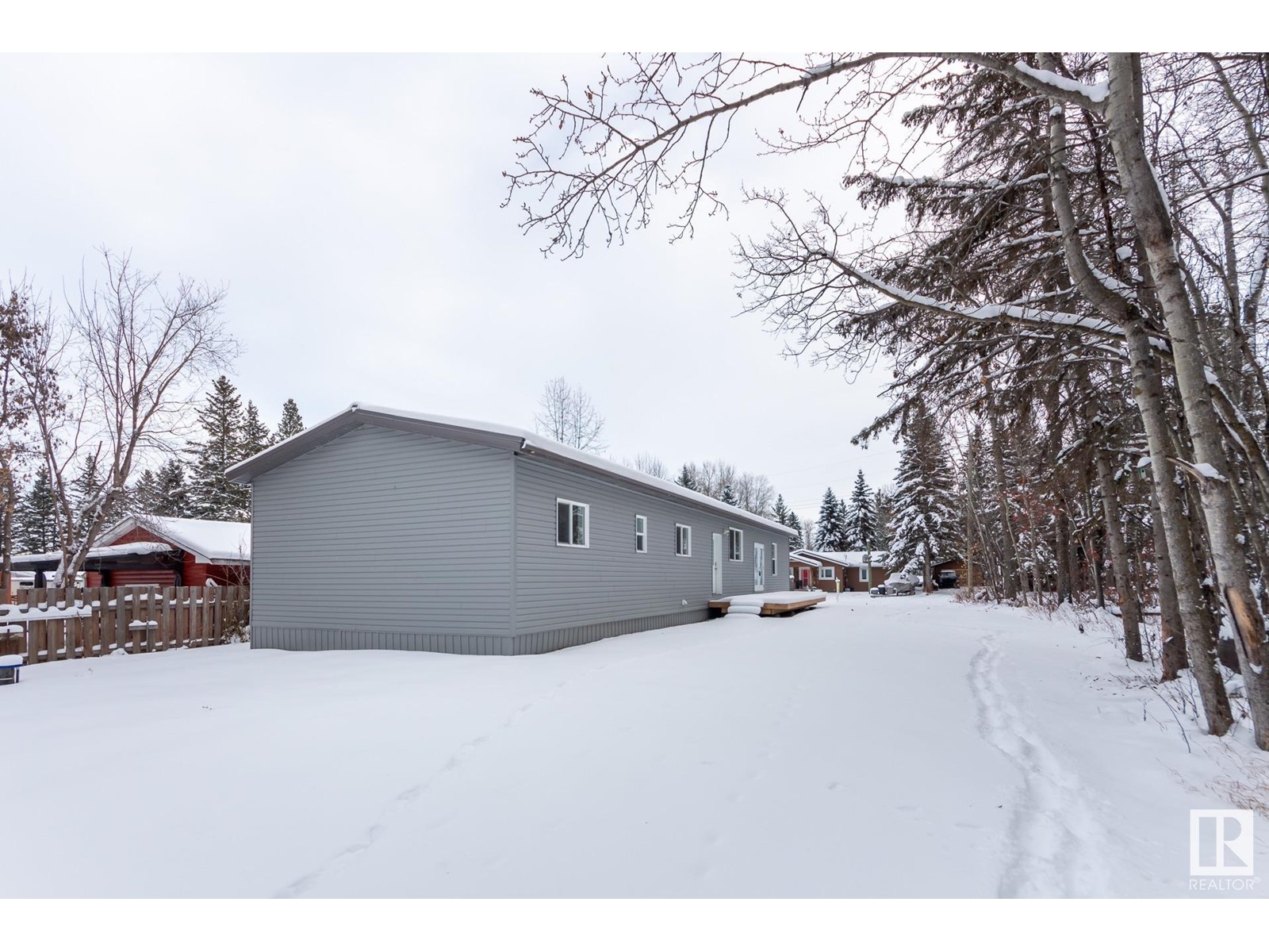 305 3 St, Rural Lac Ste. Anne County, Alberta  T0A 0E0 - Photo 3 - E4415187