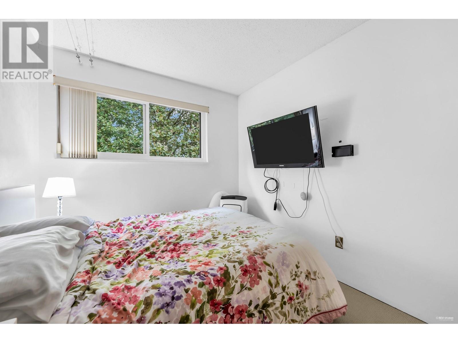 Listing Picture 12 of 22 : 203 8020 COLONIAL DRIVE, Richmond / 烈治文 - 魯藝地產 Yvonne Lu Group - MLS Medallion Club Member