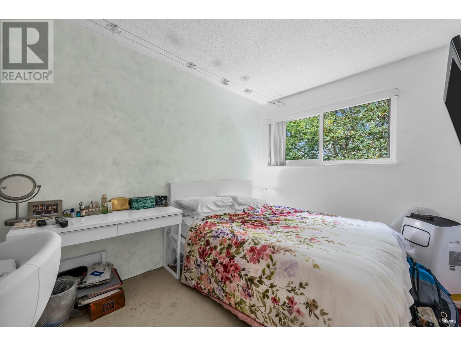 Listing Picture 13 of 22 : 203 8020 COLONIAL DRIVE, Richmond / 烈治文 - 魯藝地產 Yvonne Lu Group - MLS Medallion Club Member