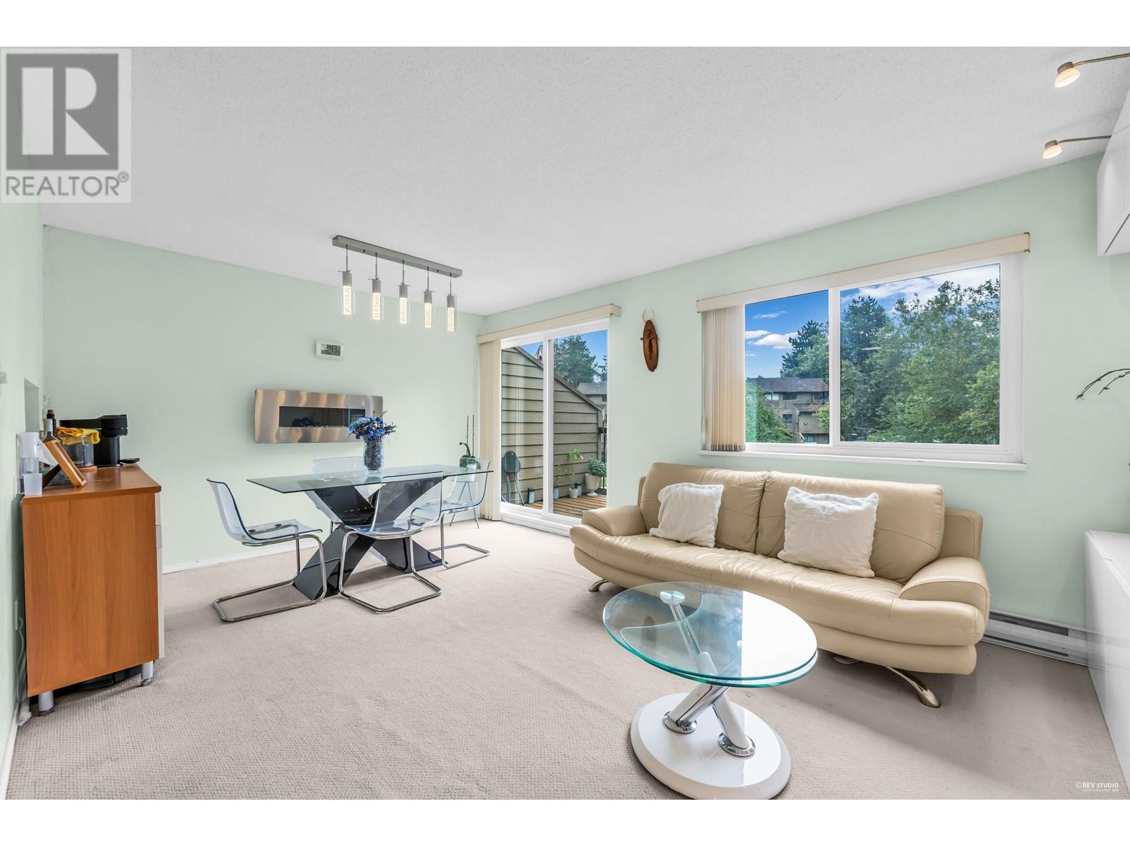 Listing Picture 5 of 22 : 203 8020 COLONIAL DRIVE, Richmond / 烈治文 - 魯藝地產 Yvonne Lu Group - MLS Medallion Club Member