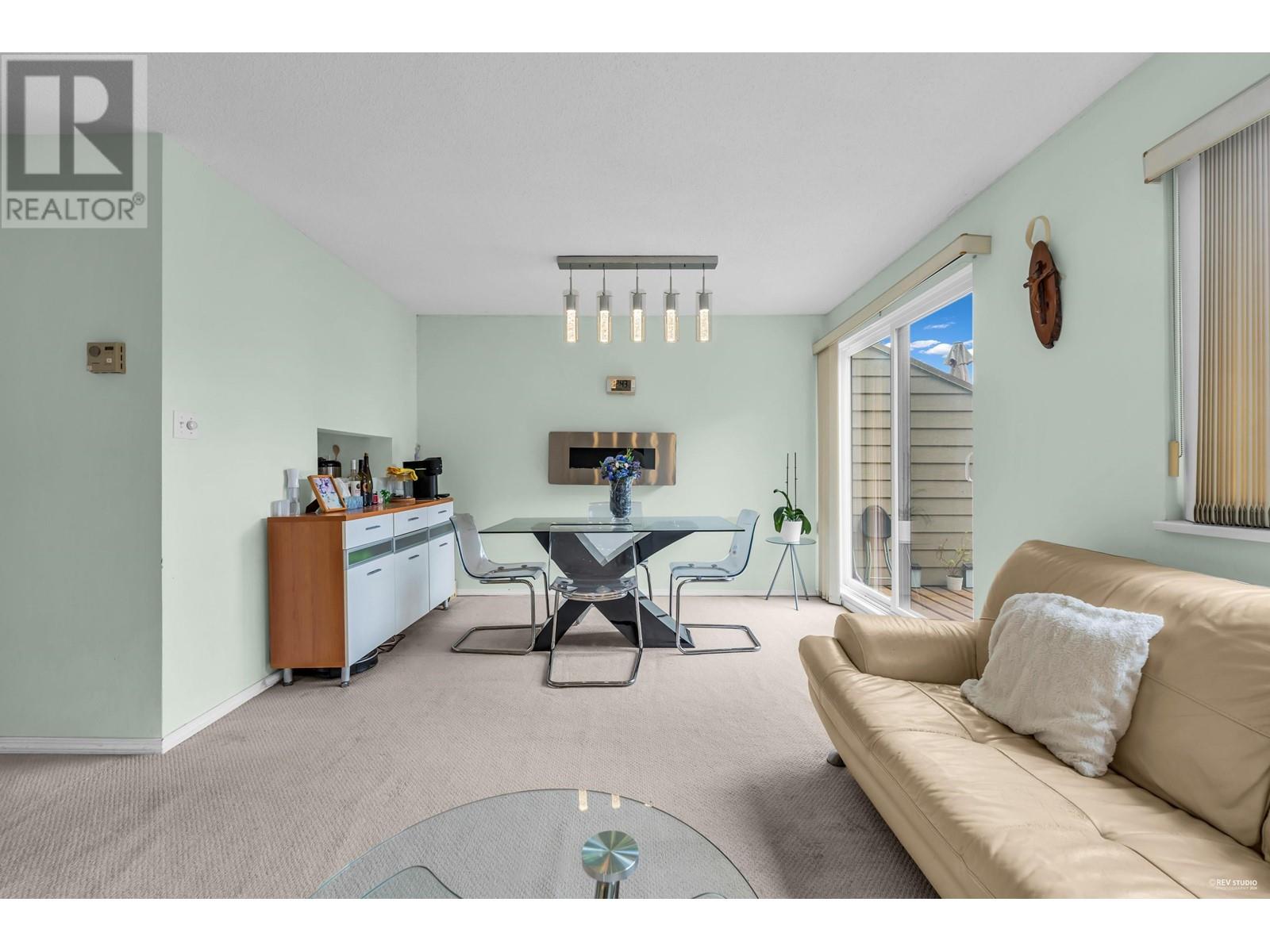 Listing Picture 7 of 22 : 203 8020 COLONIAL DRIVE, Richmond / 烈治文 - 魯藝地產 Yvonne Lu Group - MLS Medallion Club Member