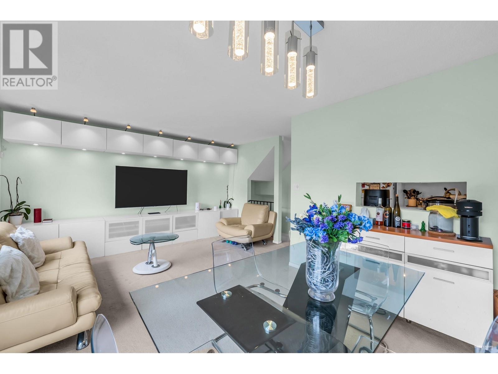 Listing Picture 9 of 22 : 203 8020 COLONIAL DRIVE, Richmond / 烈治文 - 魯藝地產 Yvonne Lu Group - MLS Medallion Club Member