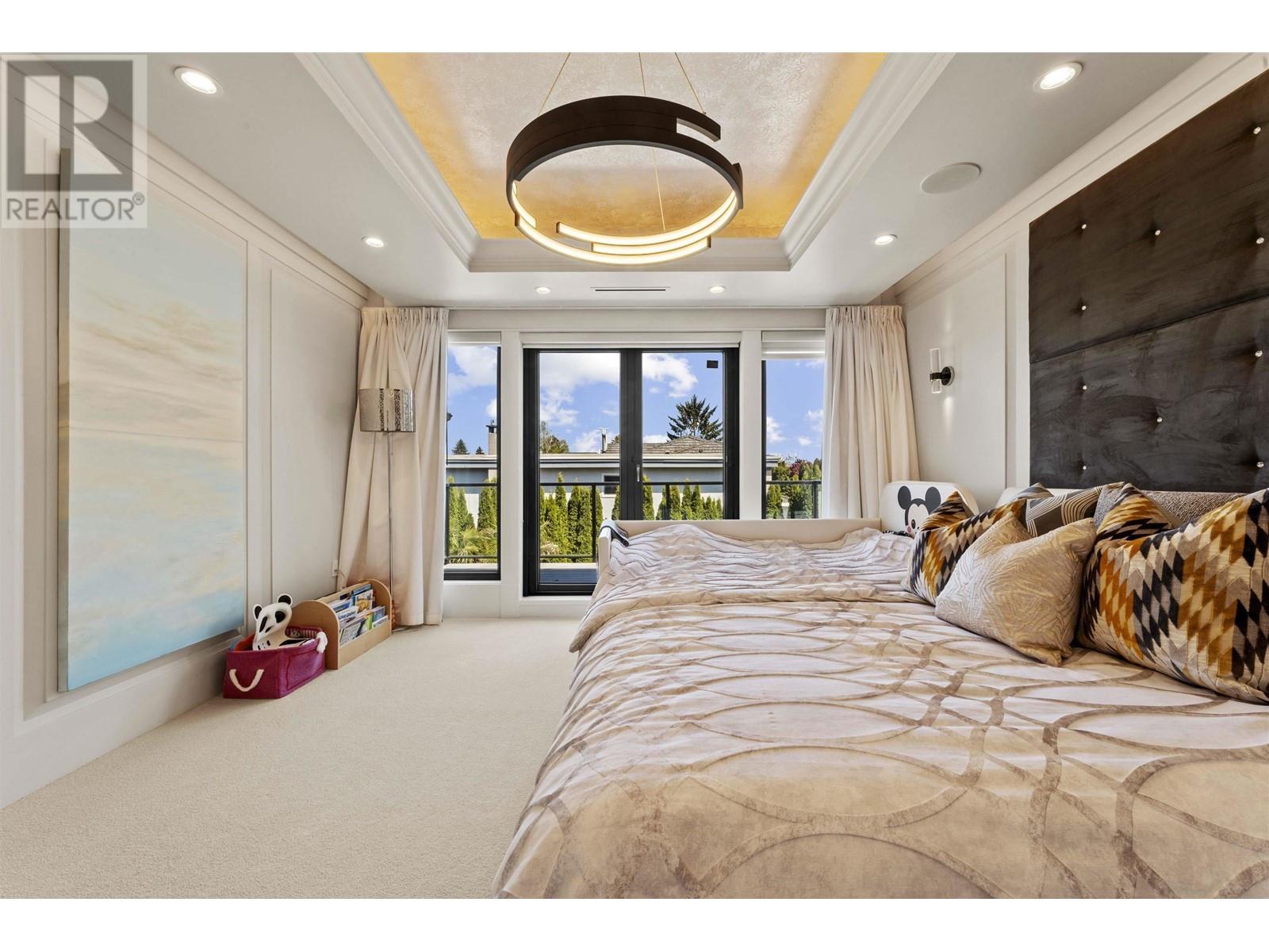 Listing Picture 19 of 33 : 6300 RIVERDALE DRIVE, Richmond / 烈治文 - 魯藝地產 Yvonne Lu Group - MLS Medallion Club Member