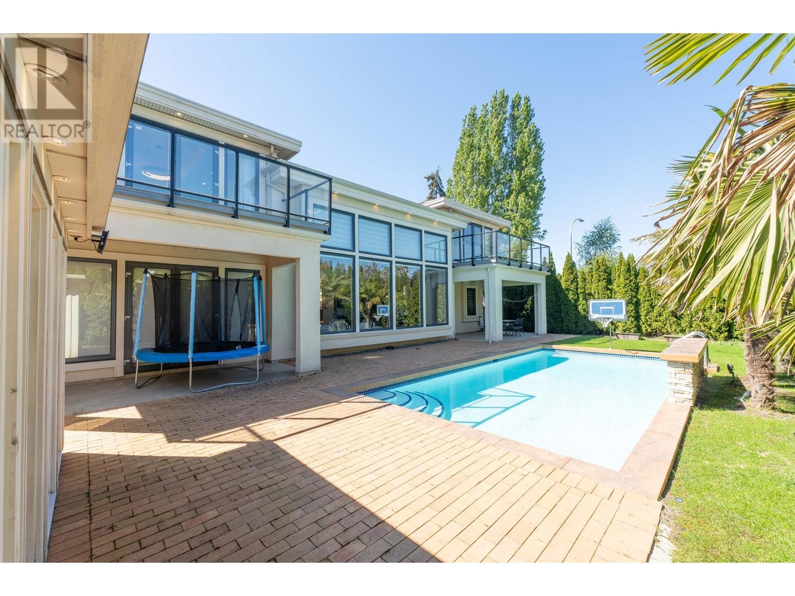 Listing Picture 27 of 33 : 6300 RIVERDALE DRIVE, Richmond / 烈治文 - 魯藝地產 Yvonne Lu Group - MLS Medallion Club Member