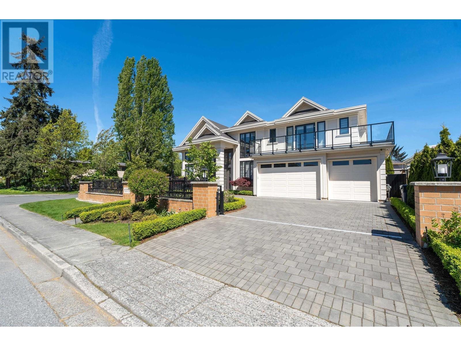 Listing Picture 3 of 33 : 6300 RIVERDALE DRIVE, Richmond / 烈治文 - 魯藝地產 Yvonne Lu Group - MLS Medallion Club Member