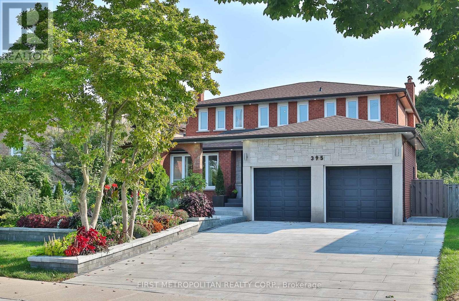 395 MORRISH ROAD, Toronto, Ontario