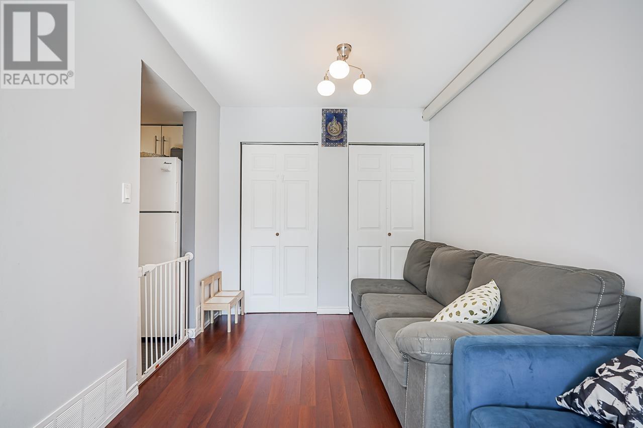Listing Picture 11 of 29 : 36 10031 SWINTON CRESCENT, Richmond / 烈治文 - 魯藝地產 Yvonne Lu Group - MLS Medallion Club Member