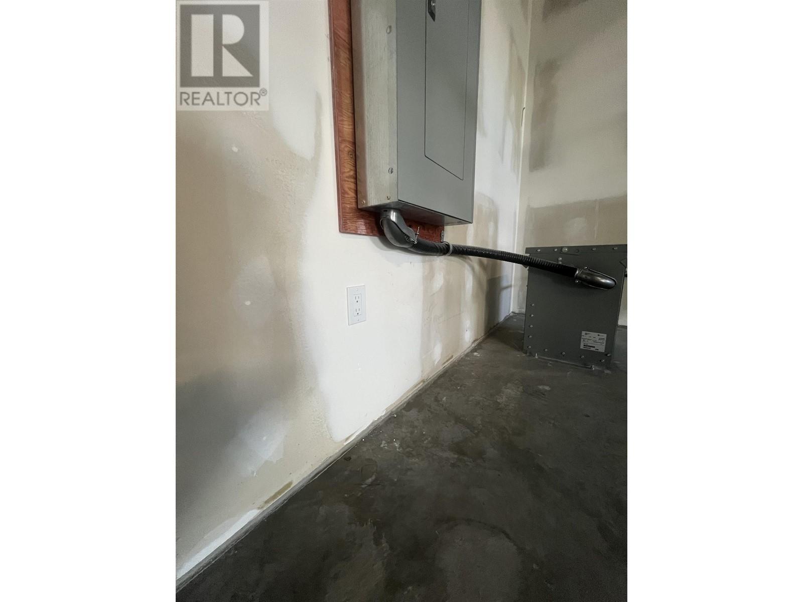 332 8188 Manitoba Street, Vancouver, British Columbia  V5X 4L8 - Photo 4 - C8064865