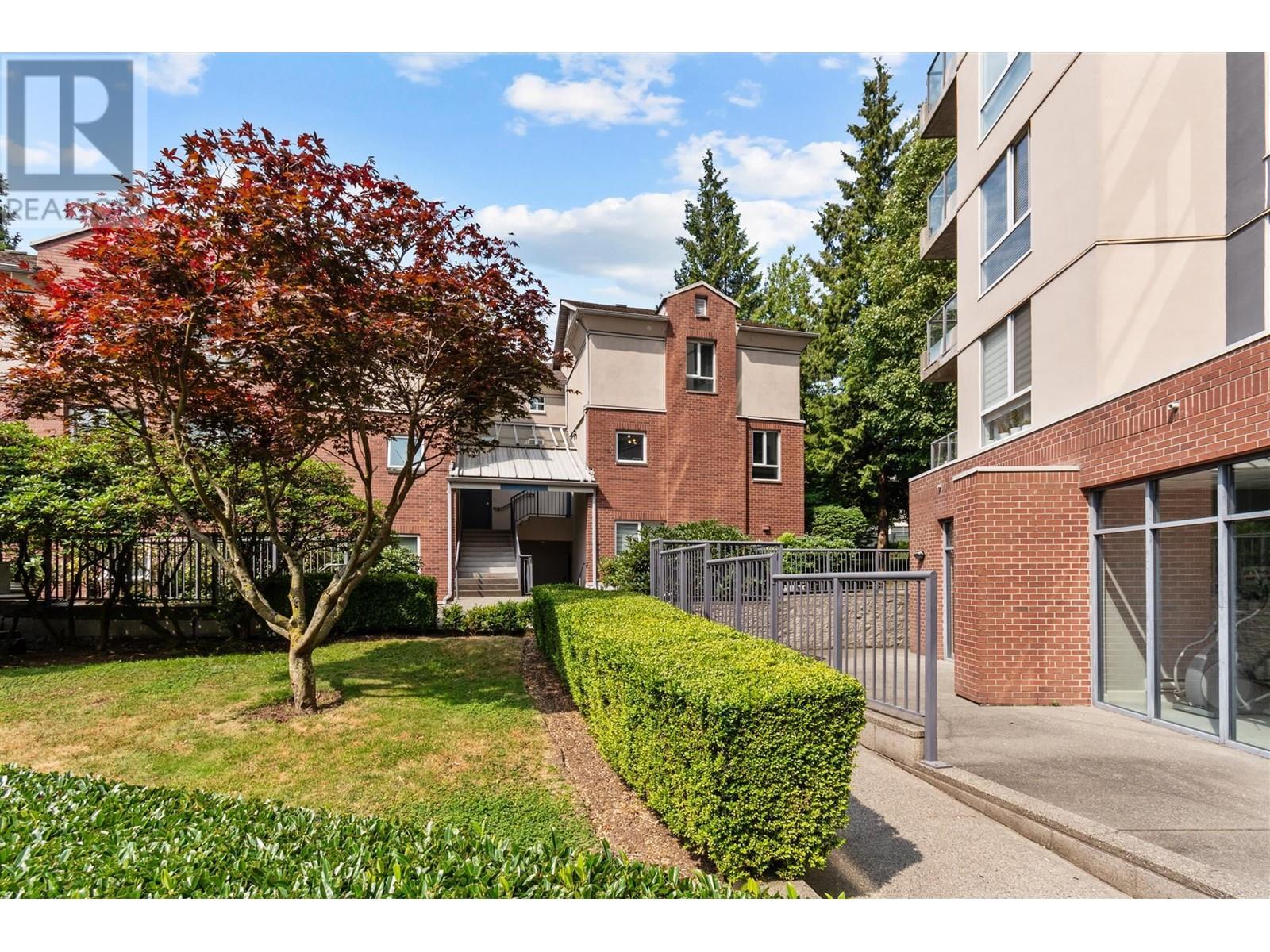 Listing Picture 20 of 20 : 13 7077 BERESFORD STREET, Burnaby / 本拿比 - 魯藝地產 Yvonne Lu Group - MLS Medallion Club Member