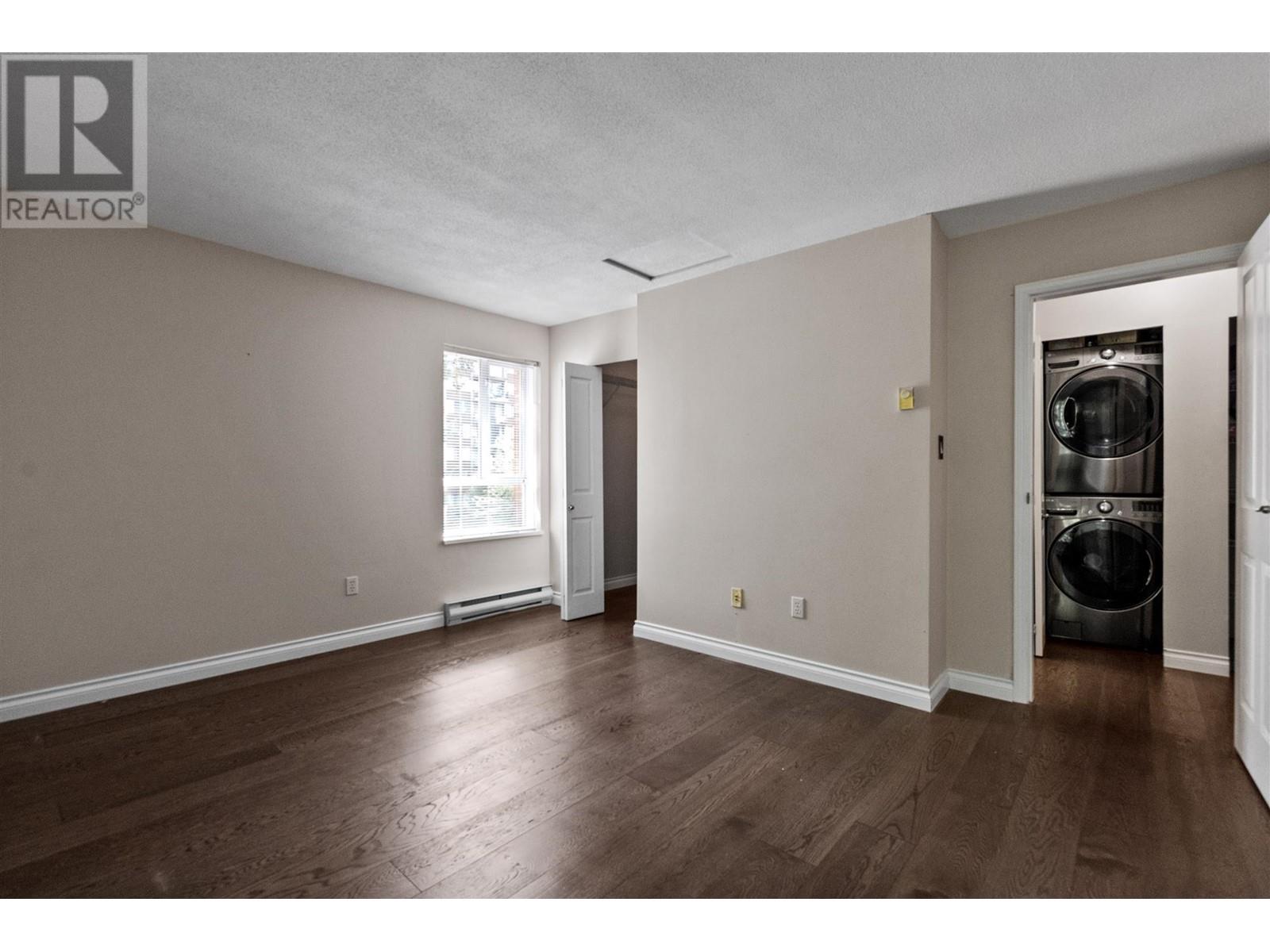 Listing Picture 11 of 20 : 13 7077 BERESFORD STREET, Burnaby / 本拿比 - 魯藝地產 Yvonne Lu Group - MLS Medallion Club Member