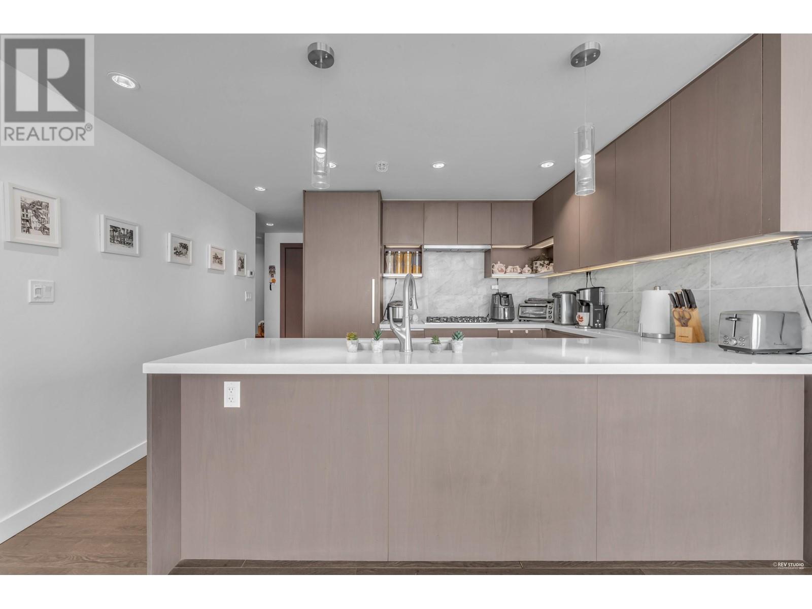 Listing Picture 21 of 40 : 3107 6538 NELSON AVENUE, Burnaby / 本拿比 - 魯藝地產 Yvonne Lu Group - MLS Medallion Club Member