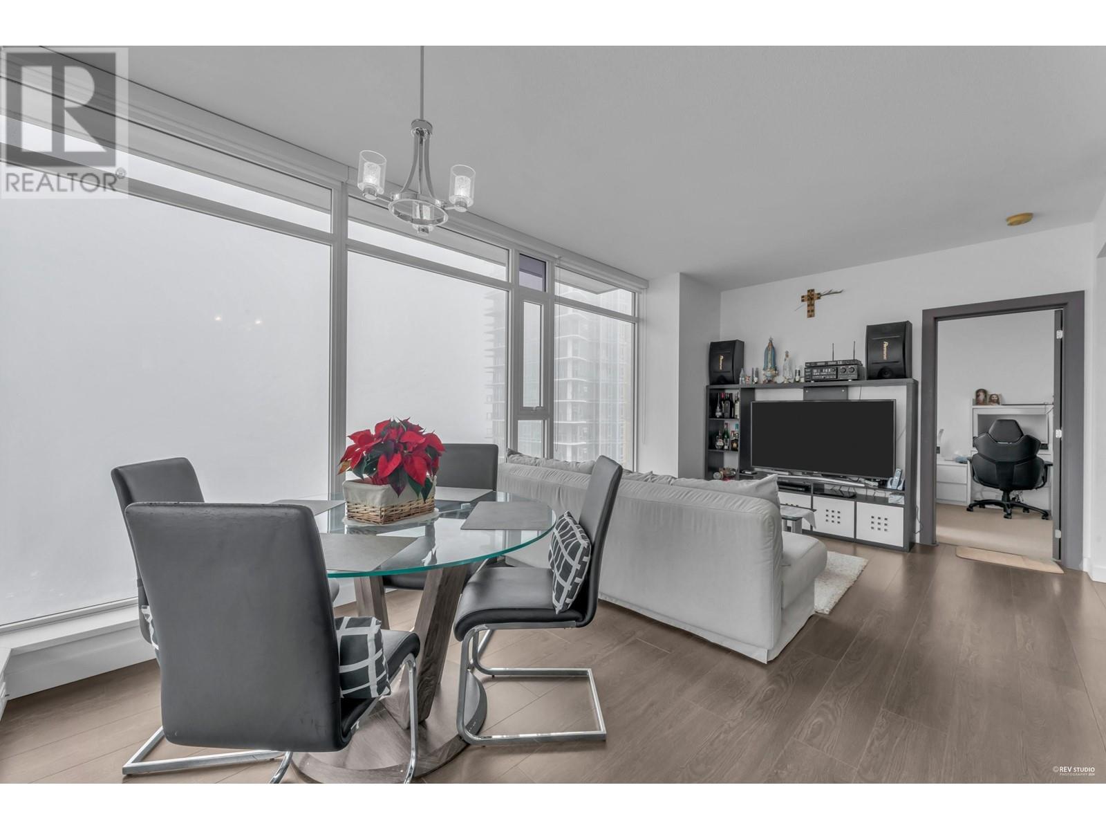 Listing Picture 24 of 40 : 3107 6538 NELSON AVENUE, Burnaby / 本拿比 - 魯藝地產 Yvonne Lu Group - MLS Medallion Club Member