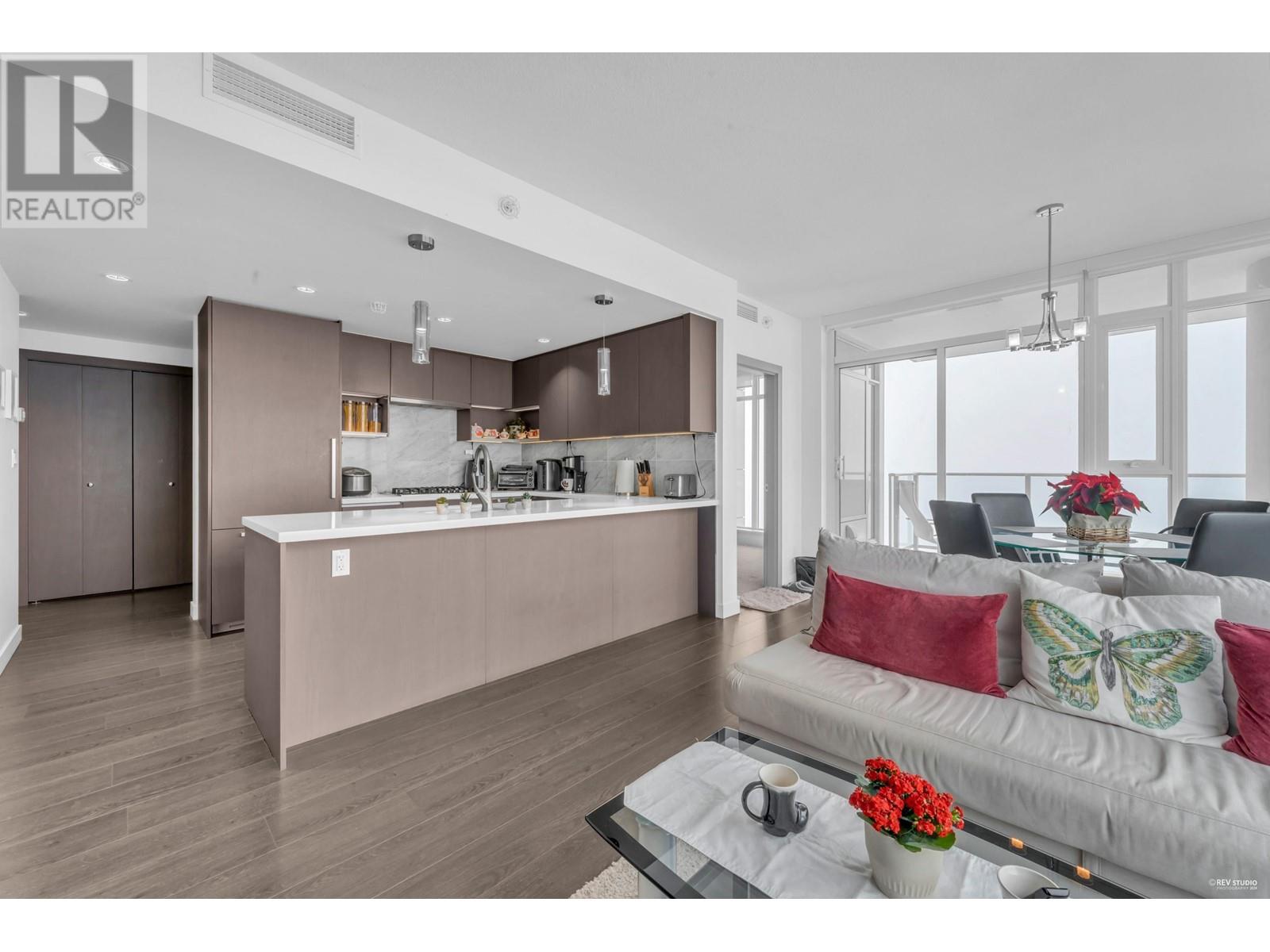 Listing Picture 8 of 40 : 3107 6538 NELSON AVENUE, Burnaby / 本拿比 - 魯藝地產 Yvonne Lu Group - MLS Medallion Club Member