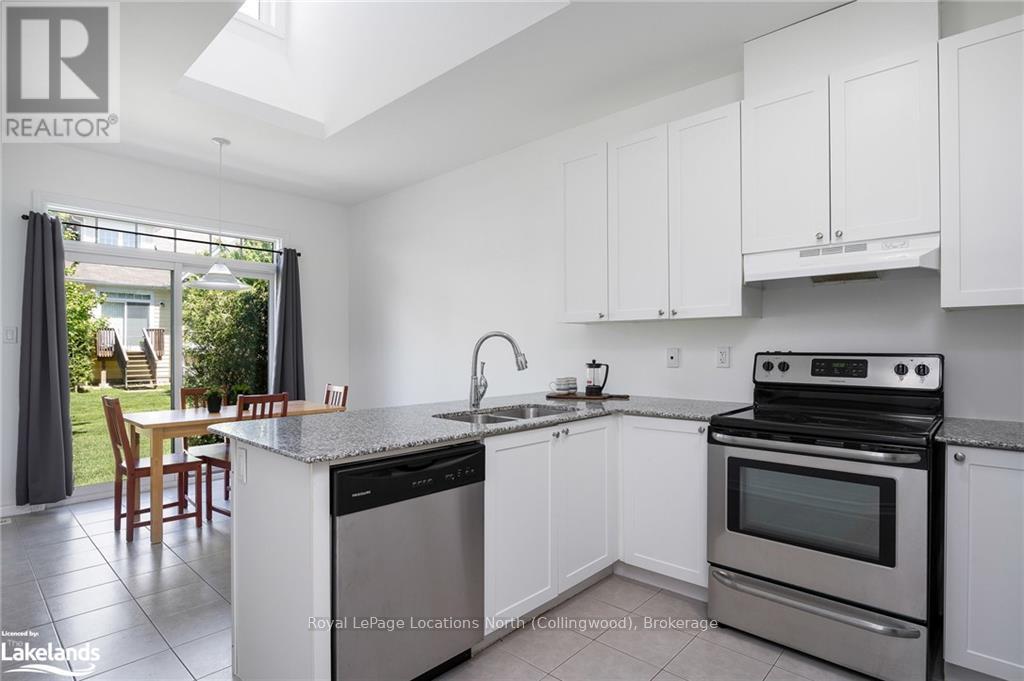 Pw - 22 Providence Way, Wasaga Beach, Ontario  L9Z 0G3 - Photo 7 - S10436361