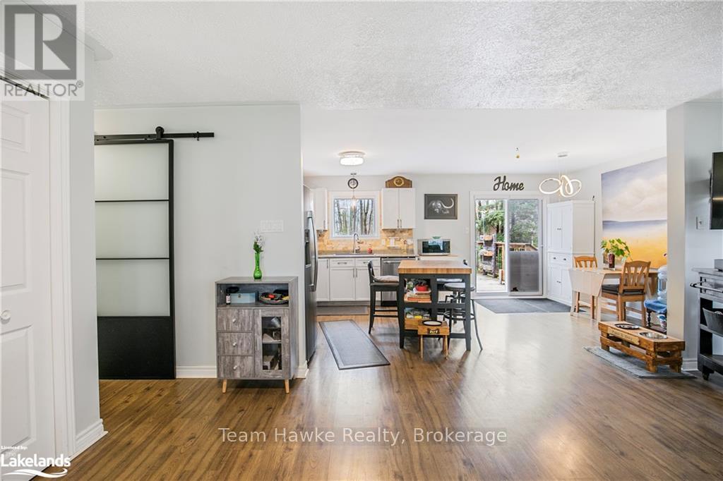 22 Laurier Boulevard, Tiny, Ontario  L9M 0J2 - Photo 10 - S10436466