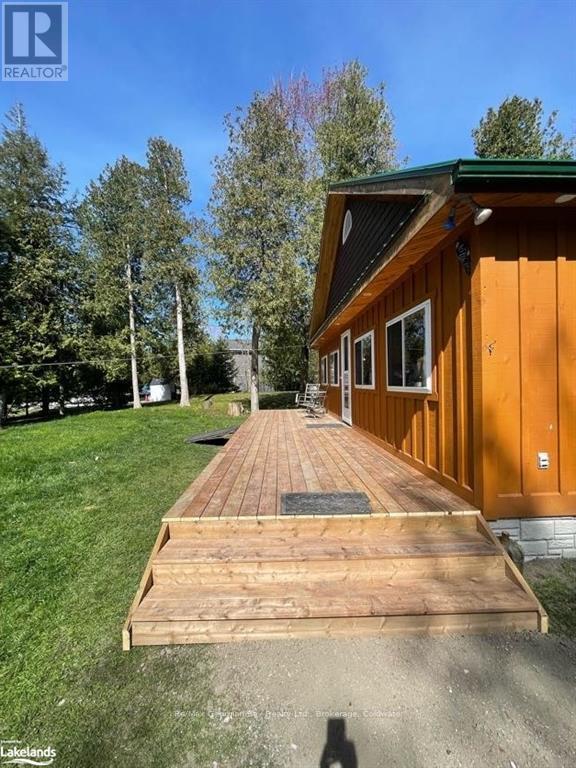 91 King Road, Tay, Ontario  L0K 2C0 - Photo 4 - S10436636