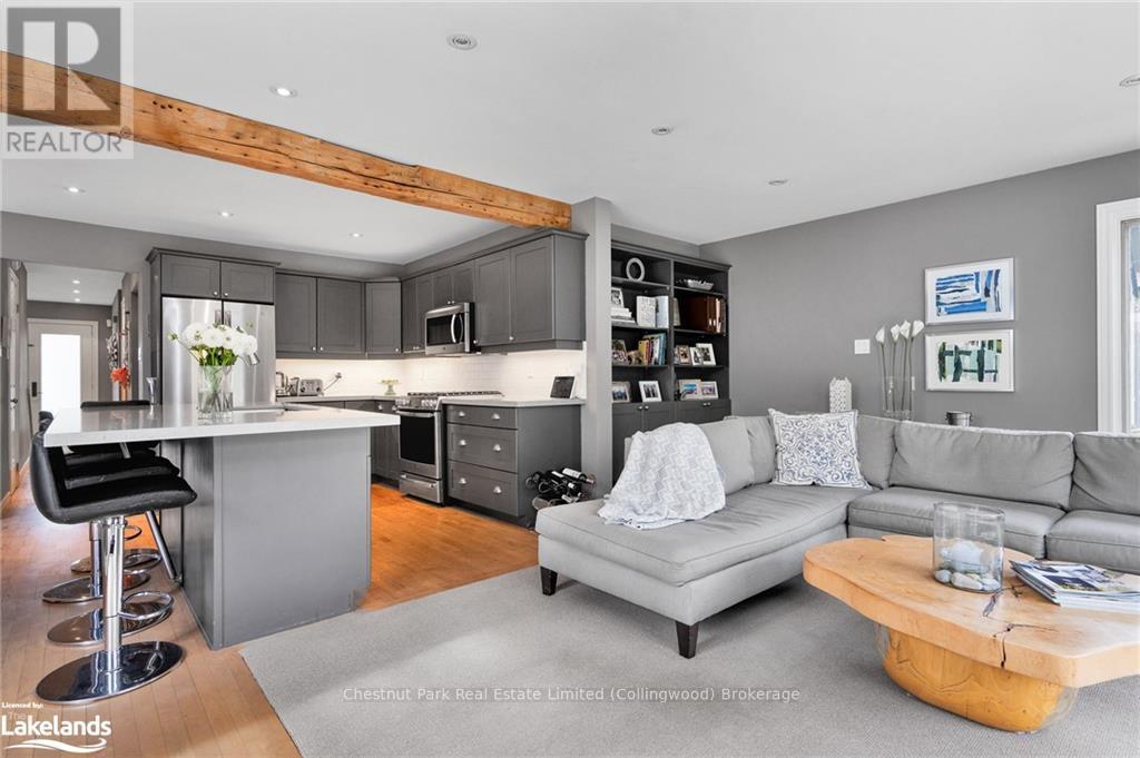 11 Woodview Drive, Clearview, Ontario  L9Y 3Y9 - Photo 20 - S10438052