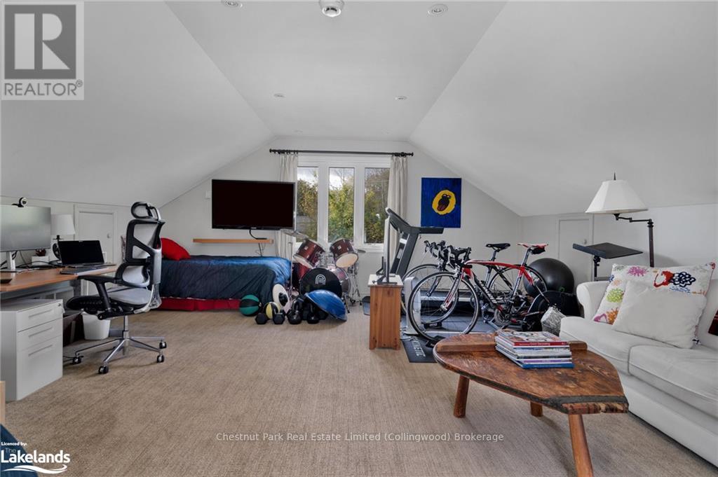 11 Woodview Drive, Clearview, Ontario  L9Y 3Y9 - Photo 34 - S10438052