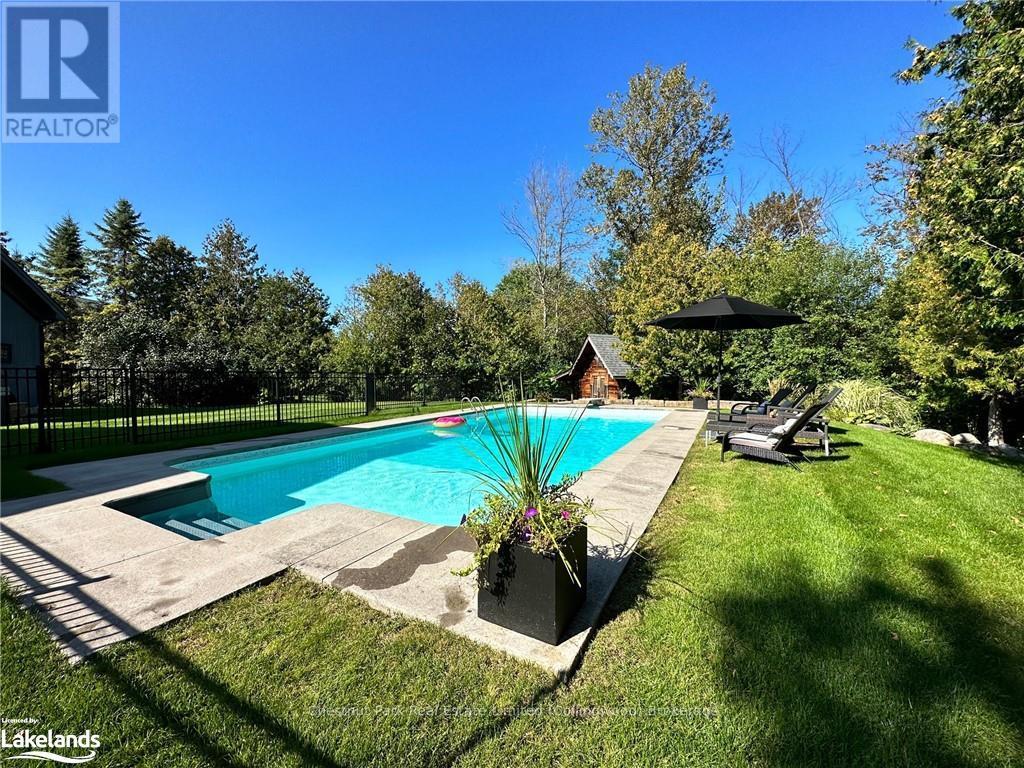 11 Woodview Drive, Clearview, Ontario  L9Y 3Y9 - Photo 5 - S10438052