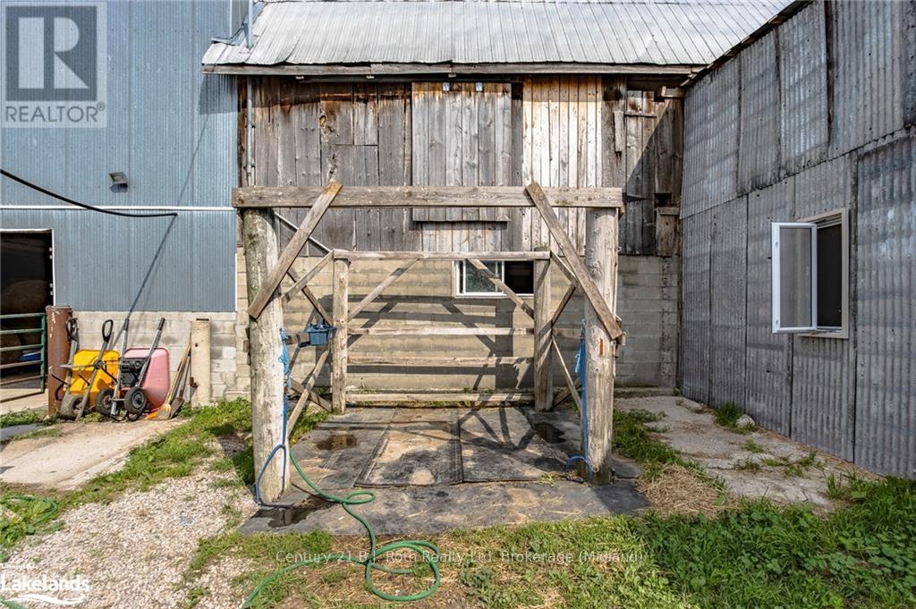 526 Concession 17 W, Tiny, Ontario  L9M 0K1 - Photo 13 - S10438234