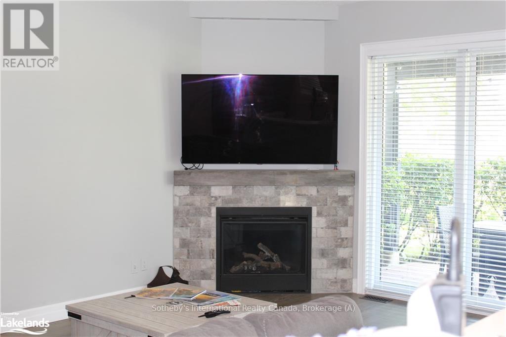 667 Johnston Park Avenue, Collingwood, Ontario  L9Y 5C7 - Photo 4 - S10438465