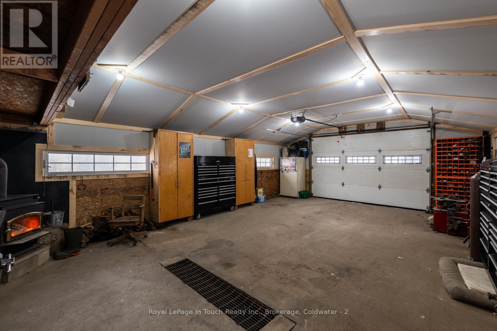 3010 Matchedash Street, Severn (Fesserton), Ontario  L0K 2C0 - Photo 7 - S10435772