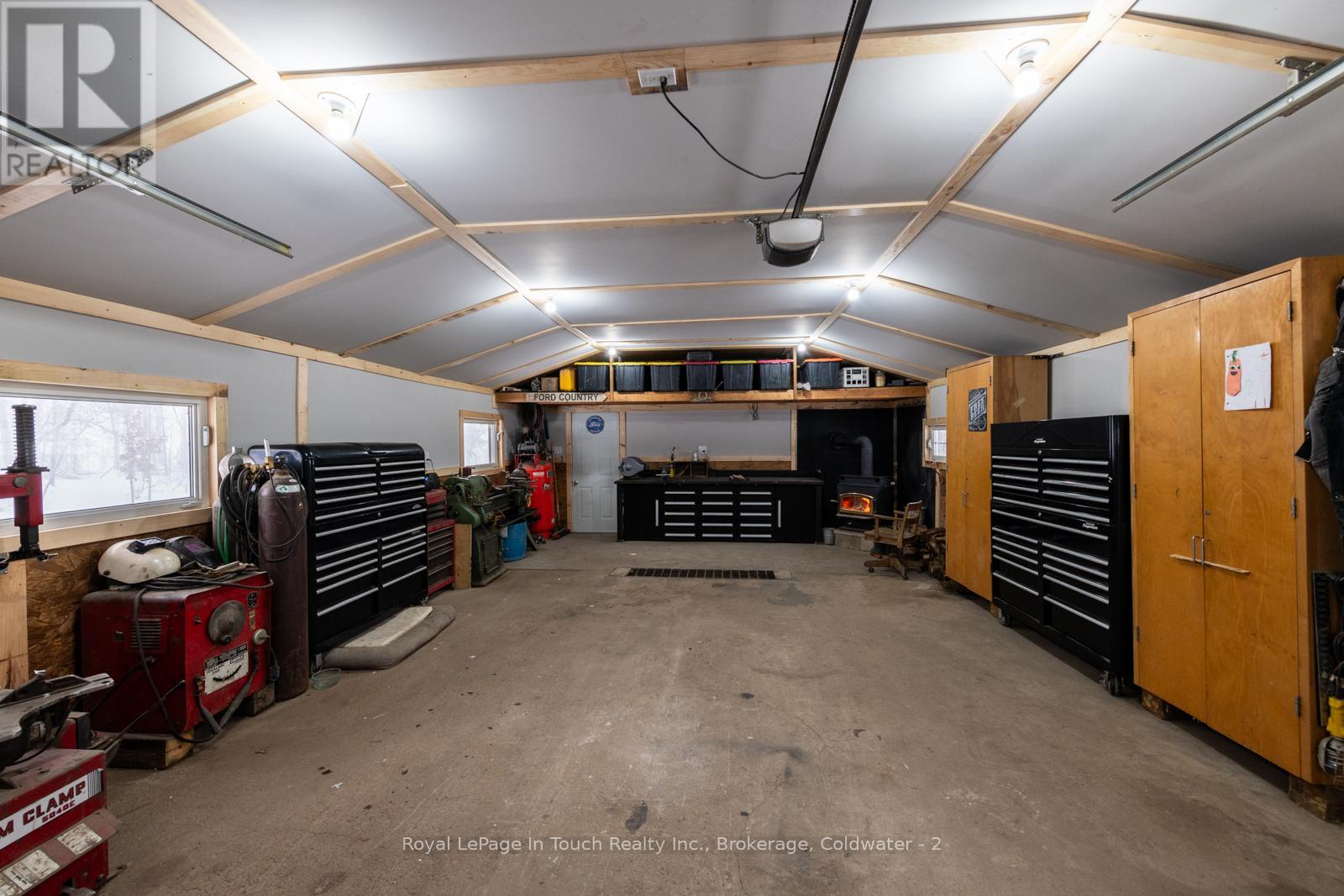 3010 Matchedash Street, Severn (Fesserton), Ontario  L0K 2C0 - Photo 8 - S10435772