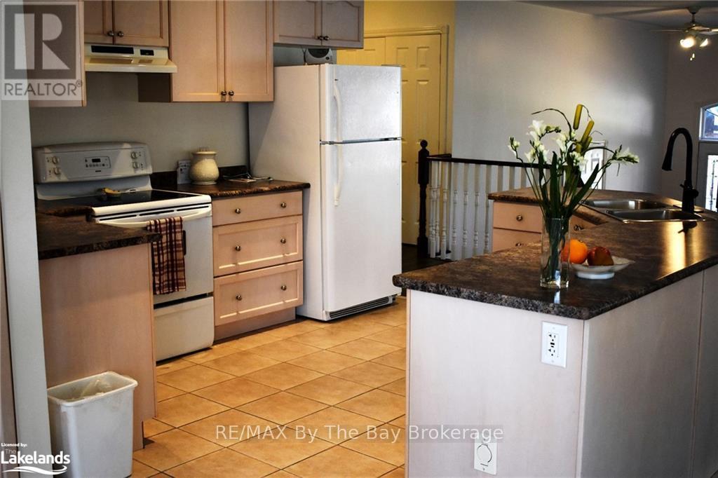 433 Ramblewood Drive, Wasaga Beach, Ontario  L9Z 1P3 - Photo 17 - S10438959