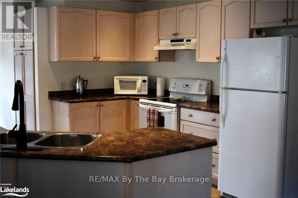 433 Ramblewood Drive, Wasaga Beach, Ontario  L9Z 1P3 - Photo 4 - S10438959