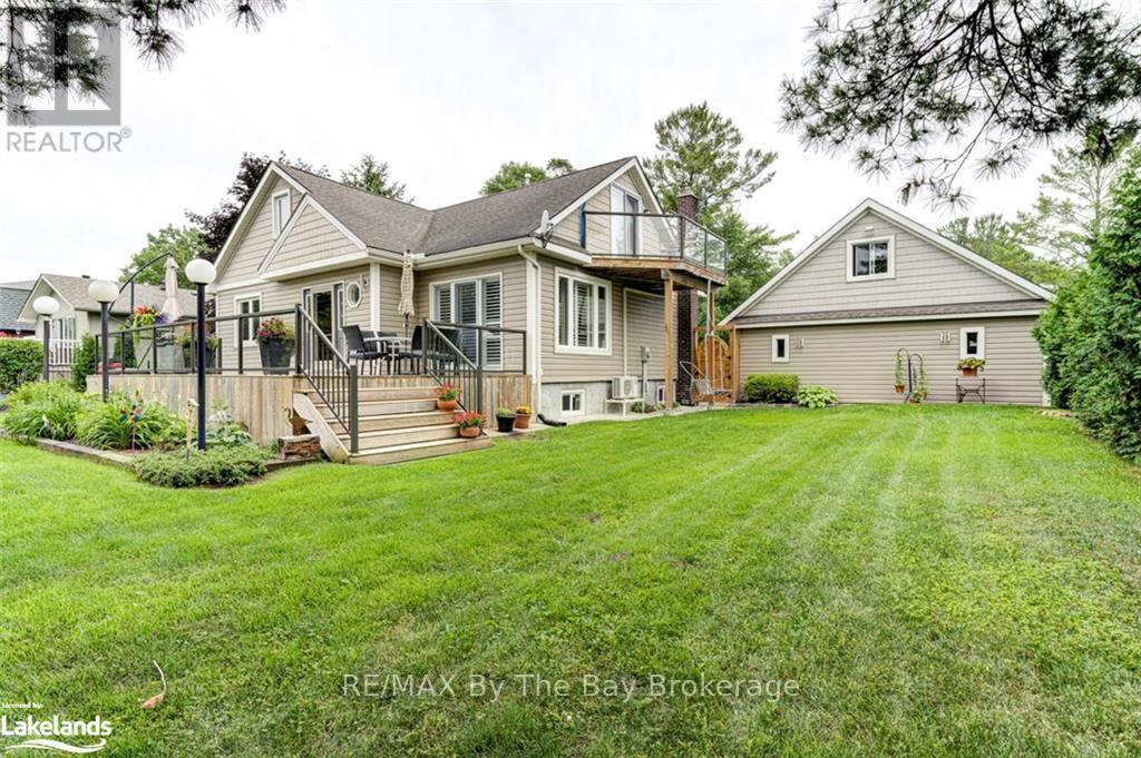 599 Mosley Street, Wasaga Beach, Ontario  L9Z 2J2 - Photo 1 - S10439345