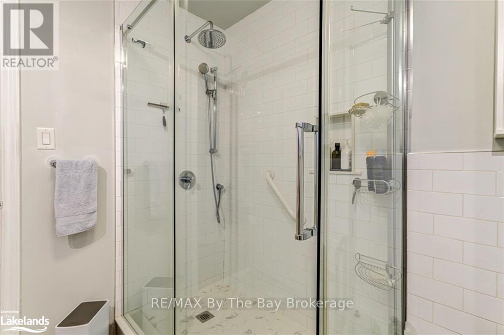 599 Mosley Street, Wasaga Beach, Ontario  L9Z 2J2 - Photo 25 - S10439345