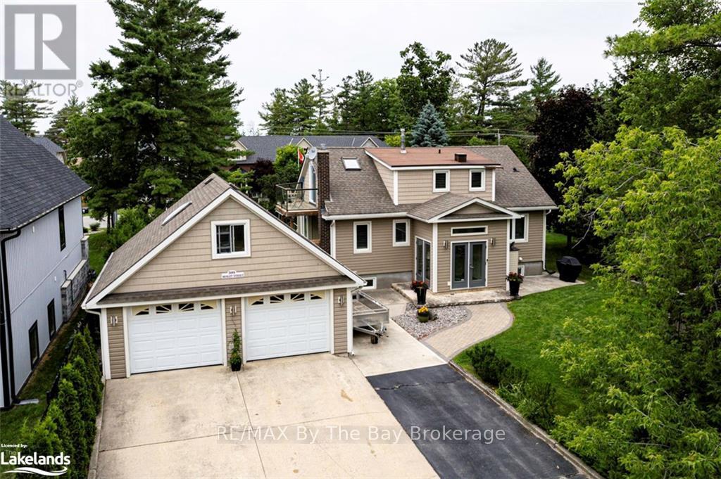 599 Mosley Street, Wasaga Beach, Ontario  L9Z 2J2 - Photo 3 - S10439345