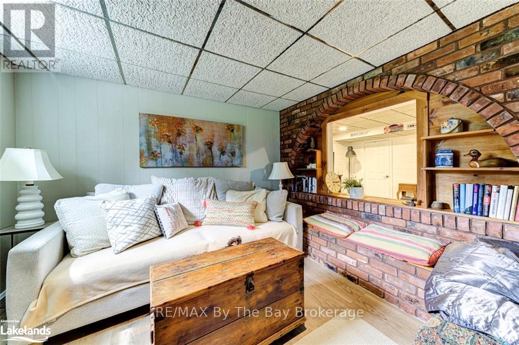 599 Mosley Street, Wasaga Beach, Ontario  L9Z 2J2 - Photo 40 - S10439345