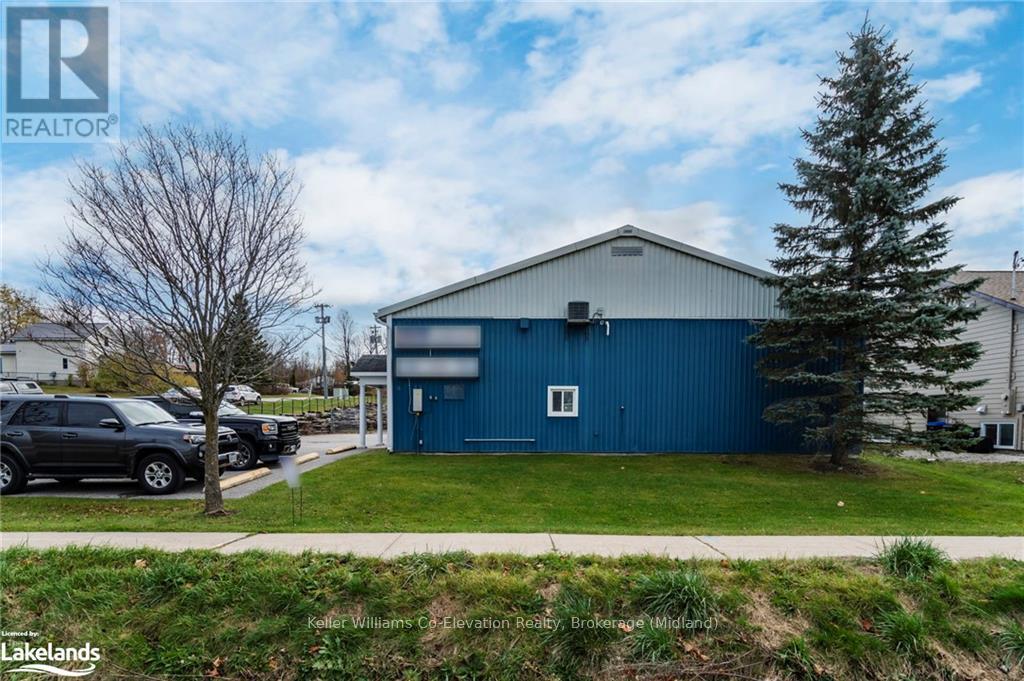 169 Elizabeth Street, Midland, Ontario  L4R 1Y3 - Photo 3 - S10439717