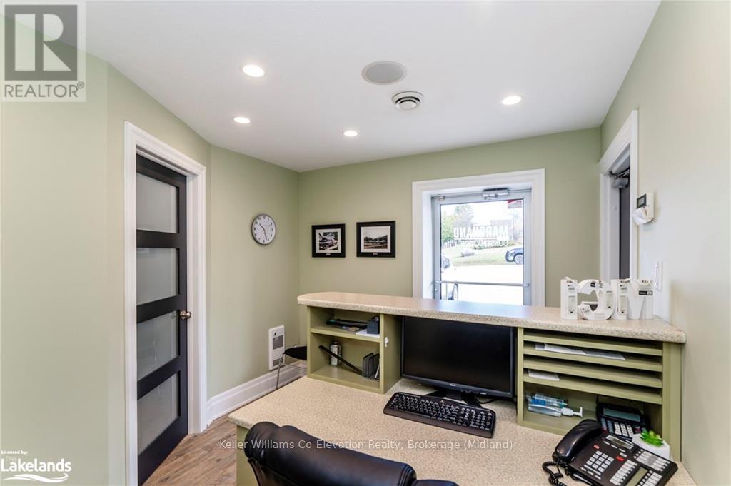 169 Elizabeth Street, Midland, Ontario  L4R 1Y3 - Photo 9 - S10439717