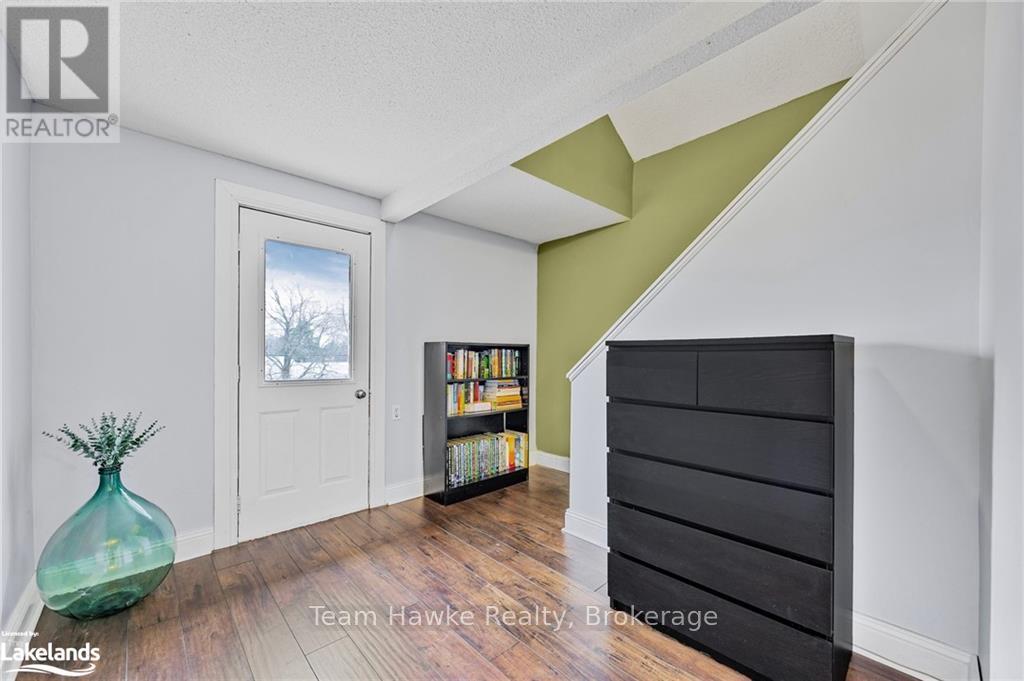 501 Talbot Street, Tay (Port Mcnicoll), Ontario  L0K 1R0 - Photo 20 - S10440012