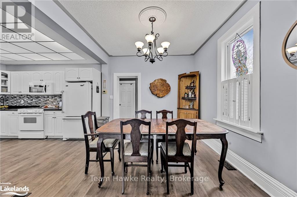 501 Talbot Street, Tay (Port Mcnicoll), Ontario  L0K 1R0 - Photo 8 - S10440012